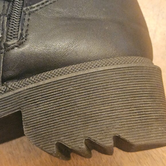Quill Whimsigoth black boots great condition lug soles zip 11 - Picture 13 of 13